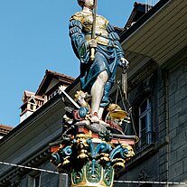 Gerechtigkeitsbrunnen Statue Gerechtigkeitsbrunnen Statue