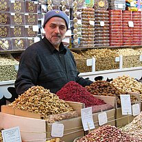 Gewürzverkäufer im Bazar