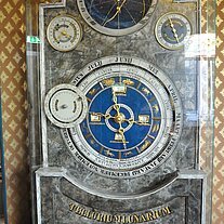 Uhr