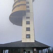 Turm auf dem Mittagsberg ( Polednik ) Turm auf dem Mittagsberg ( Polednik )