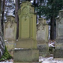 Denkmäler auf dem Haager Friedhof