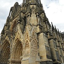Kathedrale von Reims rechter Turm
