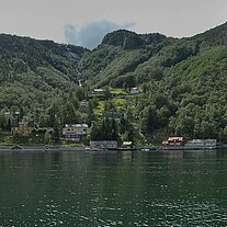 Der Hafen von Fløyrli Der Hafen von Fløyrli