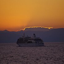 Sonnenaufgang an der ligurischen Küste