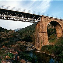 Eisenbahnbrücke vor Ponte Leccia