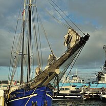 Die Zephyr vor Anker Die Zephyr vor Anker
