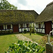 Hof zu verkaufen Hof zu verkaufen