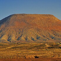 Berg mit Elephantenfüßen Roja Berg mit Elephantenfüßen Roja