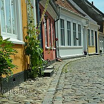 Strassenzug mit alten Häusern Strassenzug mit alten Häusern