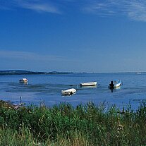 Boote mit Blick zum Dornbusch Boote mit Blick zum Dornbusch