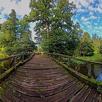 Holzbrücke über die Örtze Holzbrücke über die Örtze
