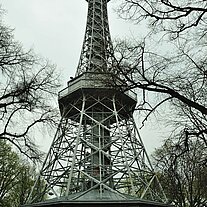 Aussichtsturm Petrin auf dem Laurenziberg Aussichtsturm Petrin auf dem Laurenziberg
