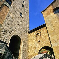 Hauptturm mit Domaufgang San Gimignano Hauptturm mit Domaufgang San Gimignano
