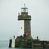 Leuchtturm an der Hafenausfahrt Leuchtturm an der Hafenausfahrt