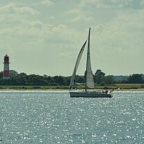 vorbei am Leuchtturm von Falshöft vorbei am Leuchtturm von Falshöft