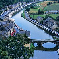 Hafen von Dinan an der Rance Hafen von Dinan an der Rance