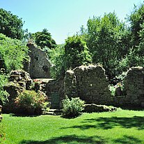 Ruine im Landschaftsgarten