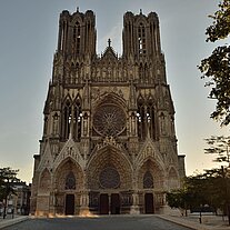 Kathedrale von Reims am Morgen Kathedrale von Reims am Morgen