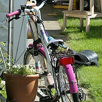lila Fahrrad lila Fahrrad