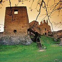 Burg Rabi innen Burg Rabi innen