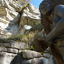 Skulptur Mutter Erde Skulptur Mutter Erde