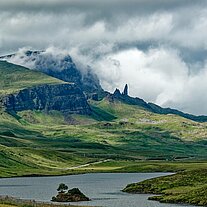 Old Man of Storr mit Loch Fada Old Man of Storr mit Loch Fada