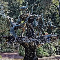 Baum-Tier Skulptur