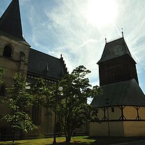 Kirche und Turm von Rakovnik Kirche und Turm von Rakovnik