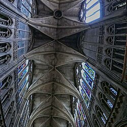 Kathedrale von Metz Vertikalpanorama Decke