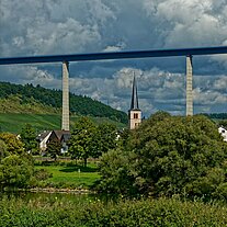 Hochmoselbrücke E42 bei Rachtig