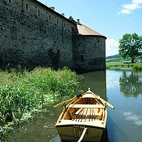 Ruderboot am Wasserschloss Ruderboot am Wasserschloss