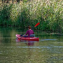 Paddlerin auf Spreekanal Paddlerin auf Spreekanal