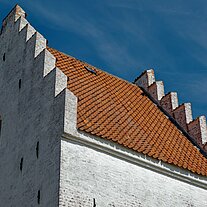 Giebel der Kirche Giebel der Kirche