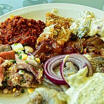 Fischbuffet - Teller voll Fischbuffet - Teller voll